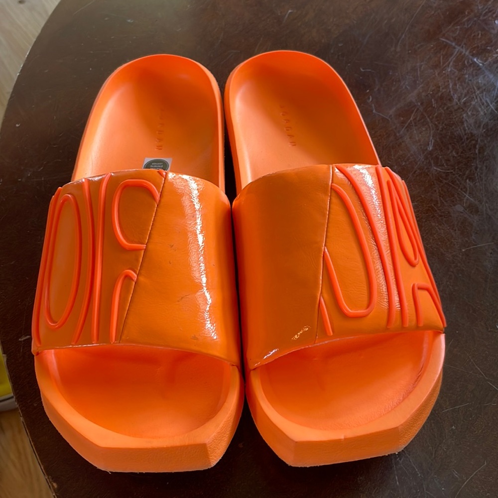 Jordan Slides - Picture 4 of 6